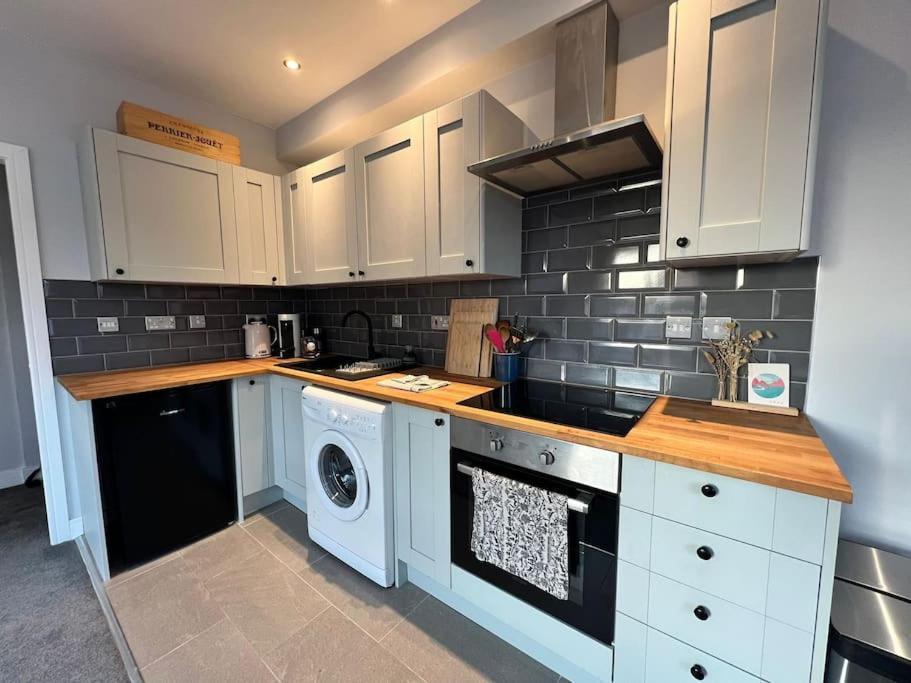Bright, First Floor, One Bedroom Flat In Wimborne Wimborne Minster Esterno foto