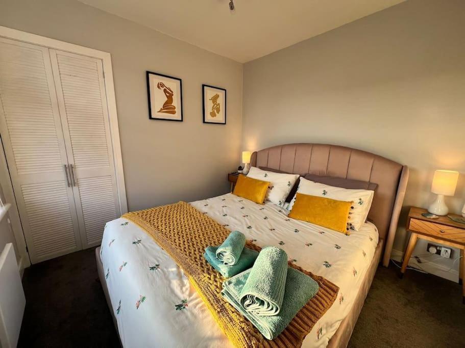 Bright, First Floor, One Bedroom Flat In Wimborne Wimborne Minster Esterno foto