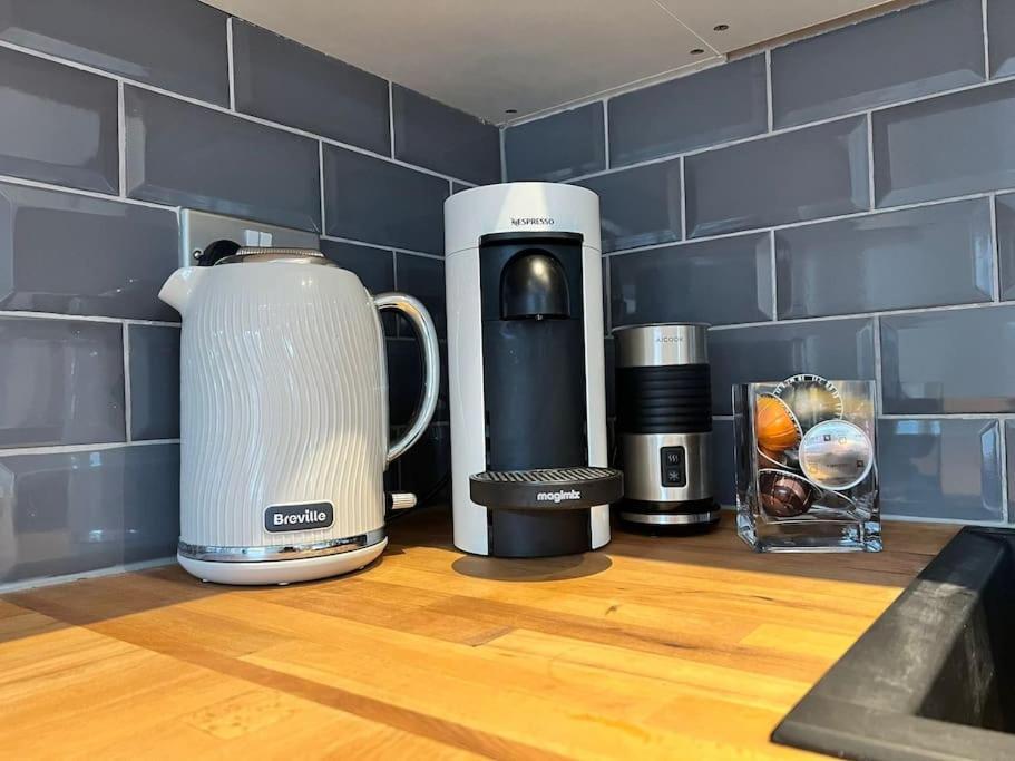Bright, First Floor, One Bedroom Flat In Wimborne Wimborne Minster Esterno foto
